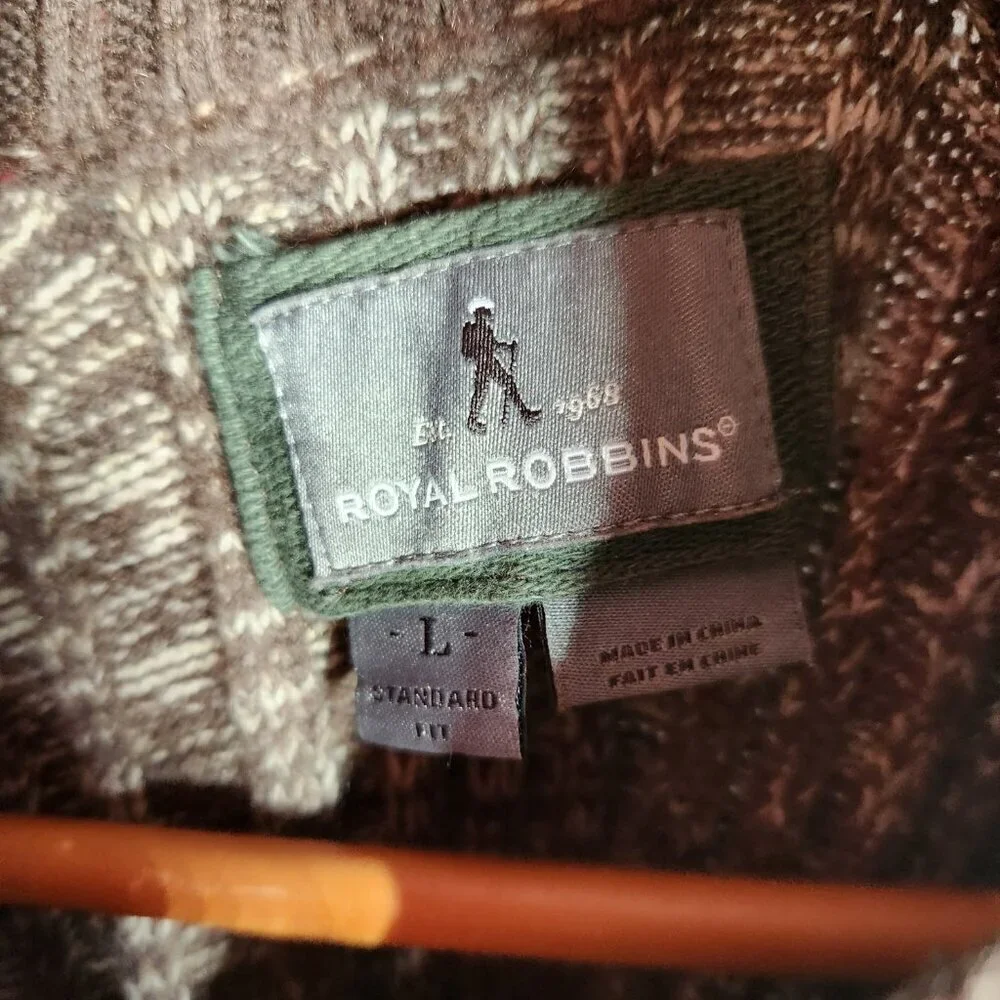 Royal Robbins 3 Button Tan/Brown Sweater Men's Large